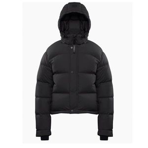 Aritzia super puff shorty size XS